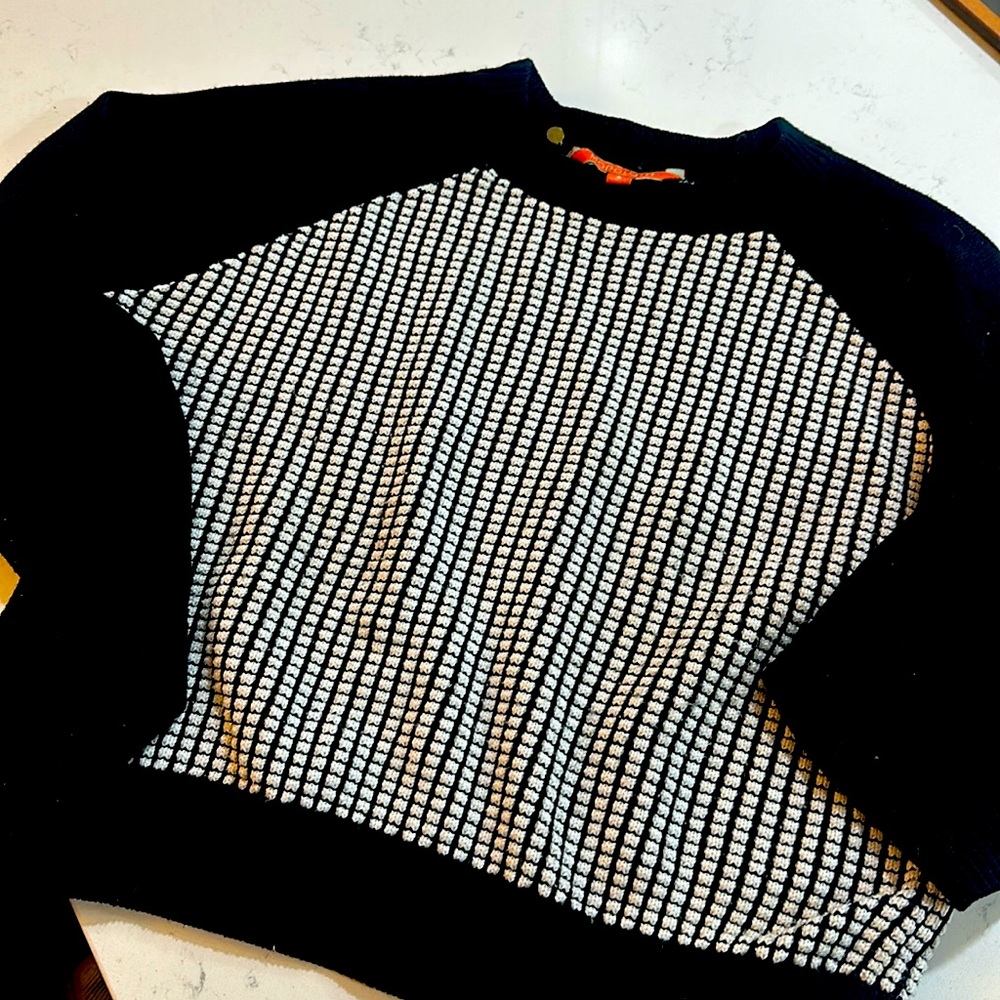 ModCloth black and white sweater